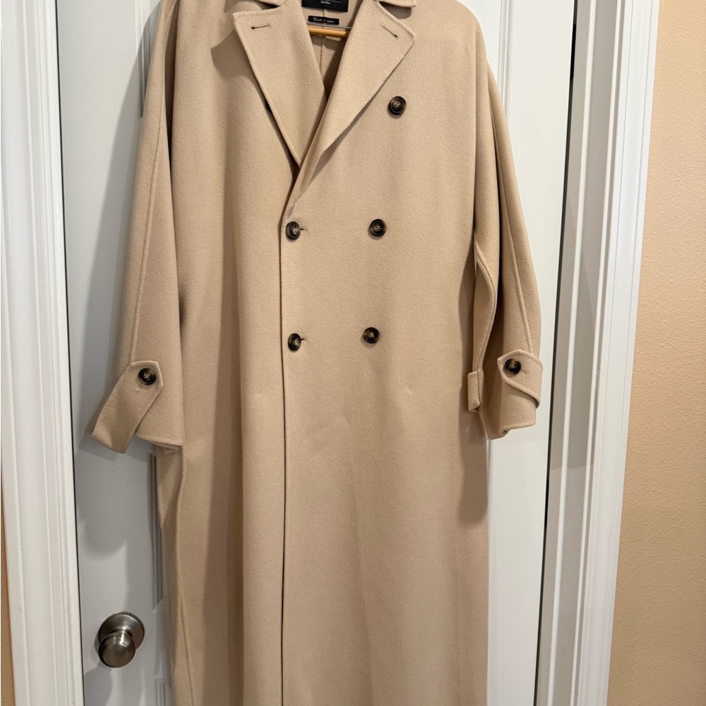 Weekend Max Mara Beige Double-Breasted Trench Coat
